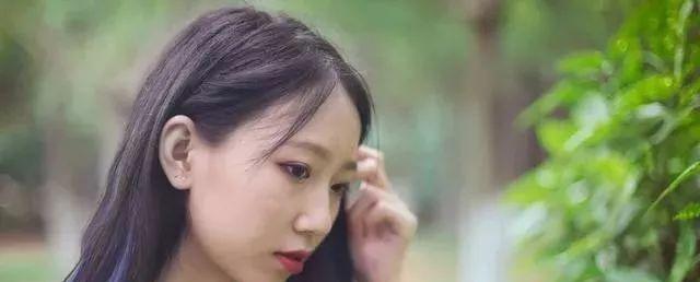 中年男人再婚的心理（从爱情到责任的转变）