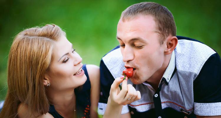 如何以女性视角挽回男友（教你恢复感情）