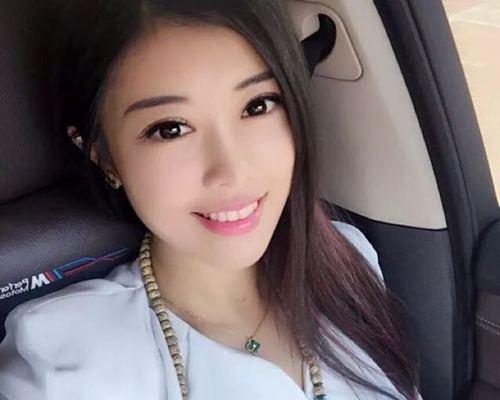 女人该怎么活出高姿态？如何在日常生活中展现自信与独立？