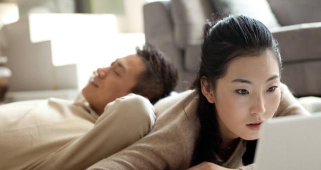 女人怎样一次收服婚后出轨的丈夫？有效策略有哪些？
