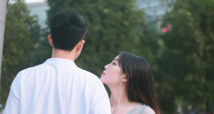 分手一年后从未联系还有可能复合吗？复合的几率有多大？