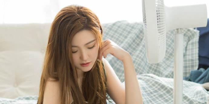 挽回女朋友时应该聊什么话题？如何有效沟通修复关系？
