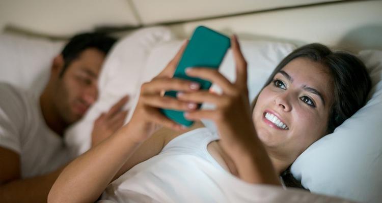 男人出轨后女人如何挽回？挽回婚姻的正确步骤是什么？