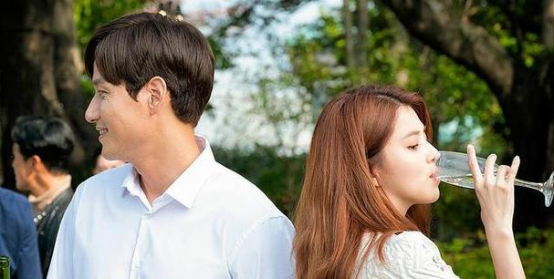 婚后感情平淡老公提出离婚，是否应该努力挽回？