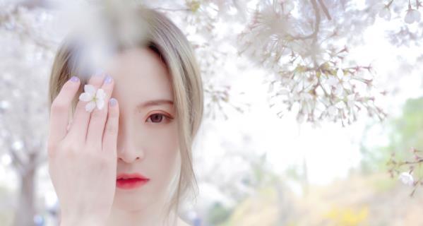 女朋友嫌我幼稚要分手怎么挽回？有效挽回感情的策略是什么？