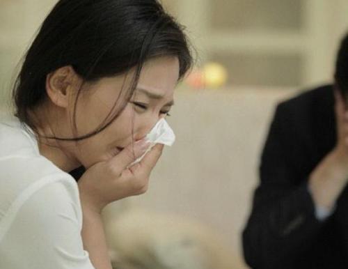 争吵时老婆永远不认错（探究夫妻争吵中的心理和沟通方式）