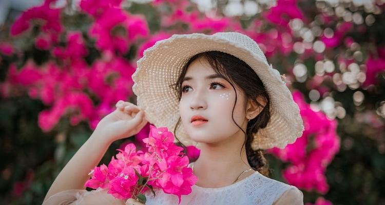 女朋友爱上别人还能挽回吗？如何处理感情危机？