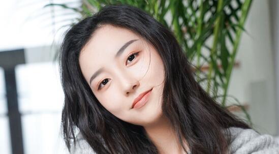 如何挽回被自己伤害的女友？有效沟通和行动的策略是什么？