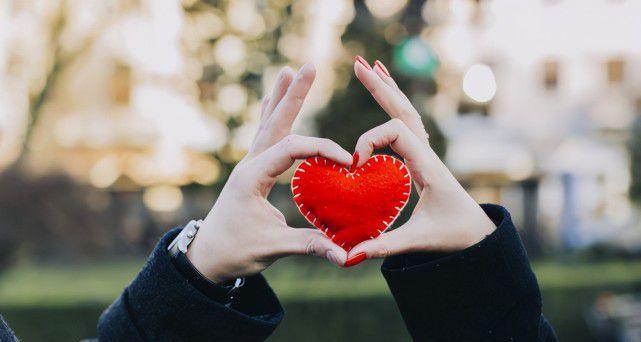 如何挽回男友的心并让他选择离婚娶我？