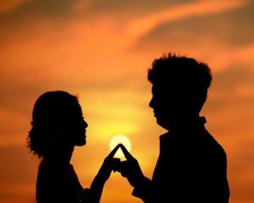 高姿态挽回前男友的秘诀（以真诚和自信为基础）