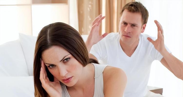 男朋友隐瞒已婚我该怎么挽回他？如何处理这种复杂情感问题？