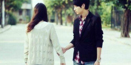 分手后挽回女友的消息怎么发？有效沟通的技巧有哪些？