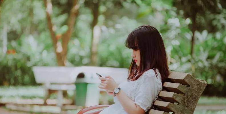 如何挽回女友（解析女友禁止谈恋爱的原因）