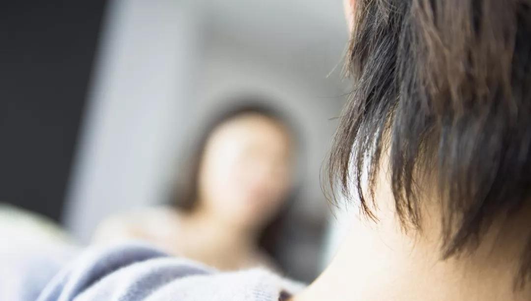 老公出轨，如何挽回婚姻（掌握方法）