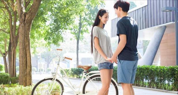 以感情挽回女友男生心理分析（挽回爱情的心理策略与技巧）